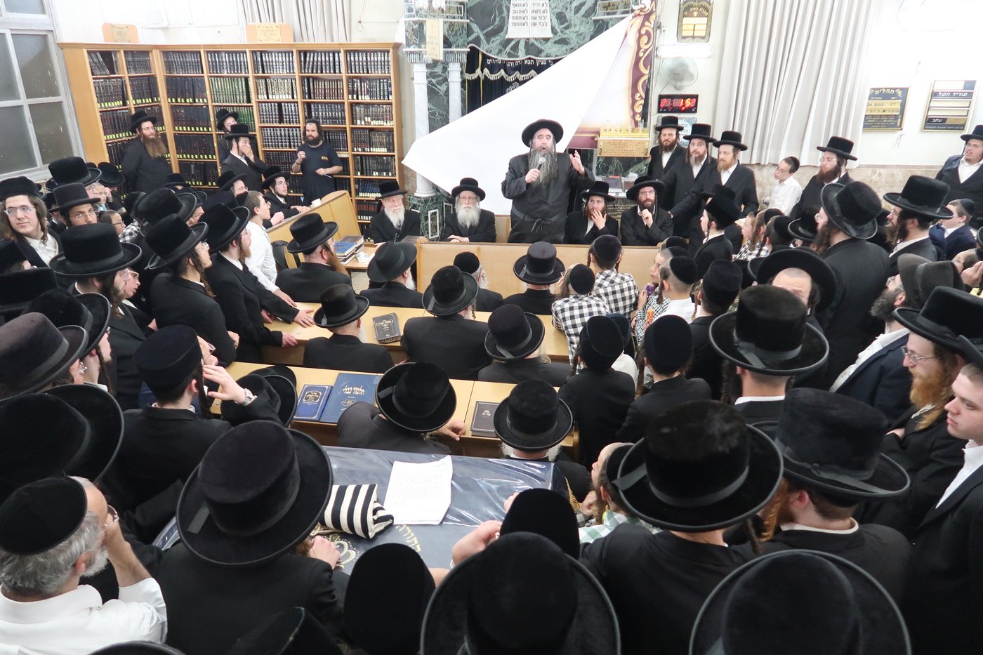 קבלת פנים לאסיר עולם התורה בצאנז