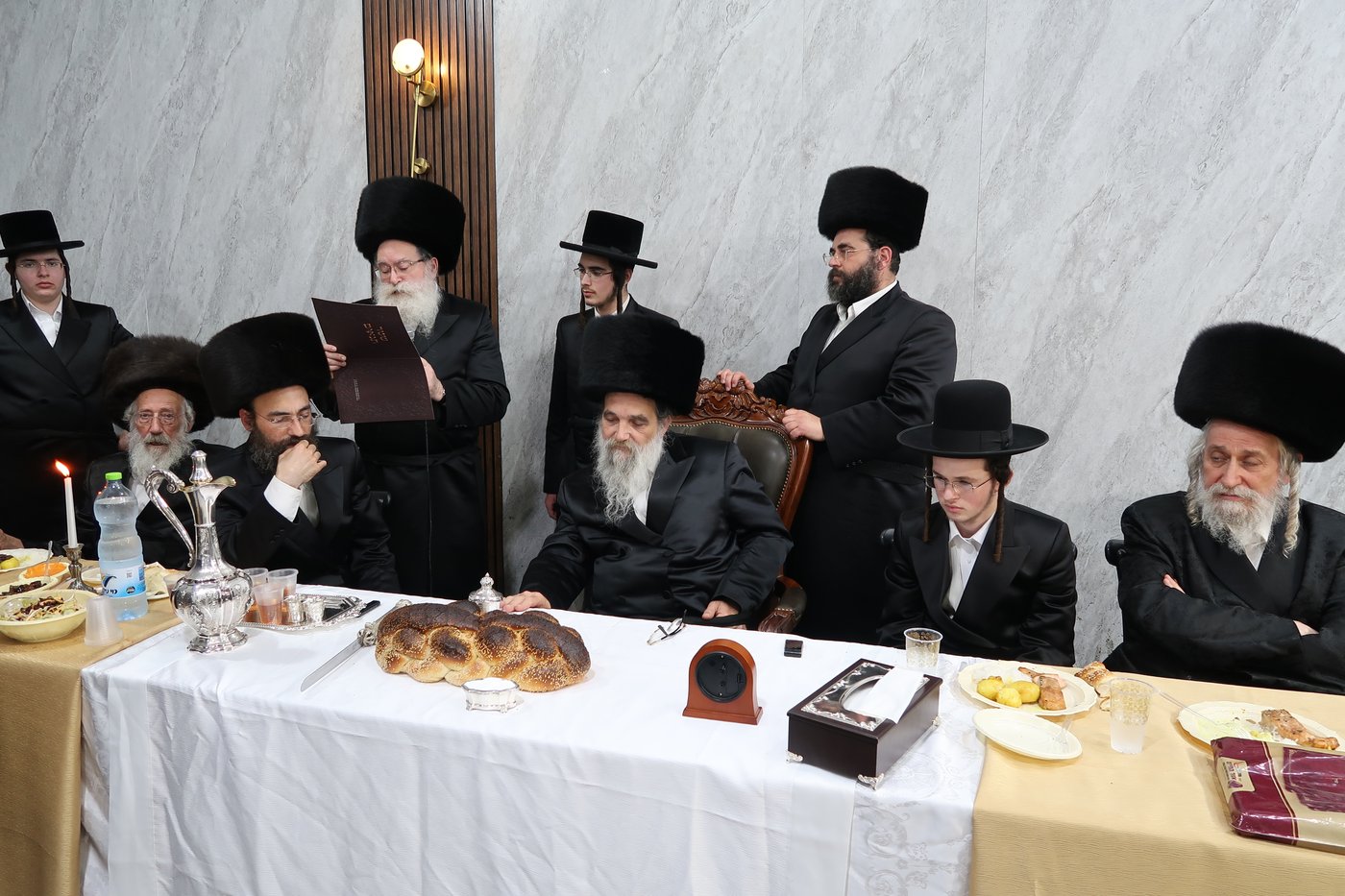 שמחת אירוסי נכדת האדמו"ר מאשלג בני היכלא