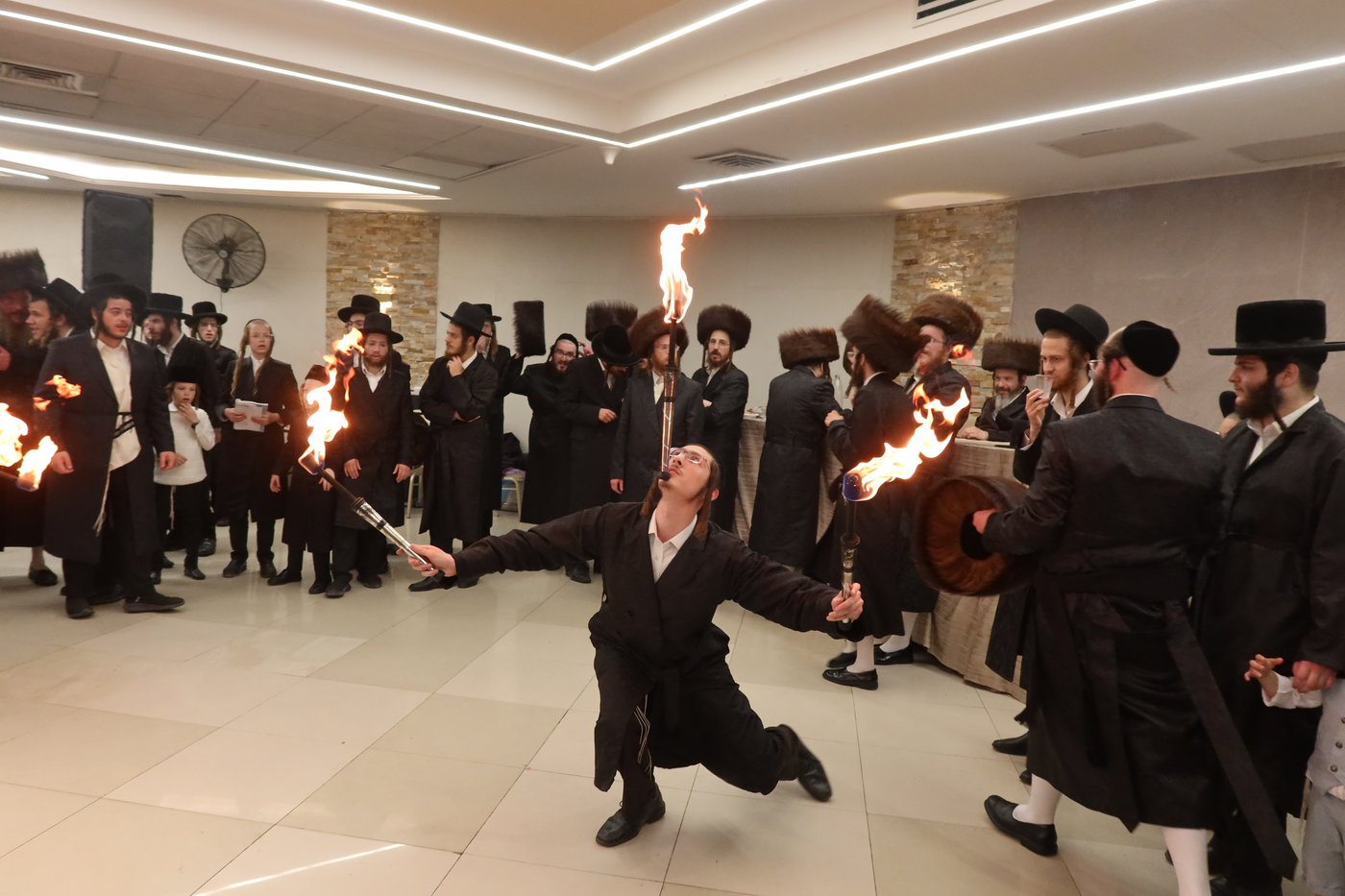 שמחת בית לעלוב ניקלשבורג