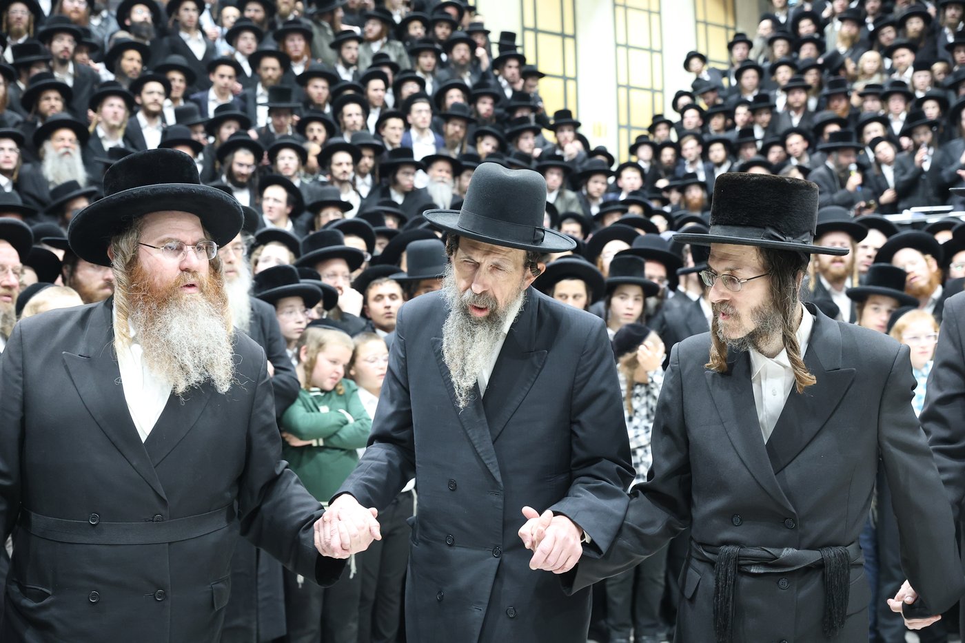 ט"ו אב בחצה"ק תולדות יהודה