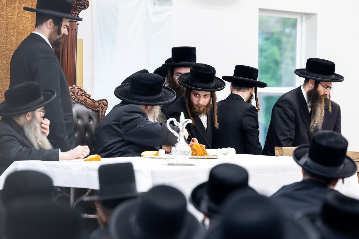 האדמו"ר מסאטמר בביקור במחנה ישבה קטנה בארא פארק