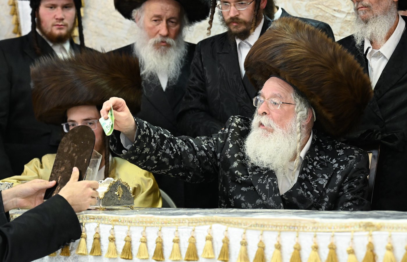 שמחת נישואי בן רבי נחמן בידרמן עם נכדת האדמו"ר נדבורנה ירושלים