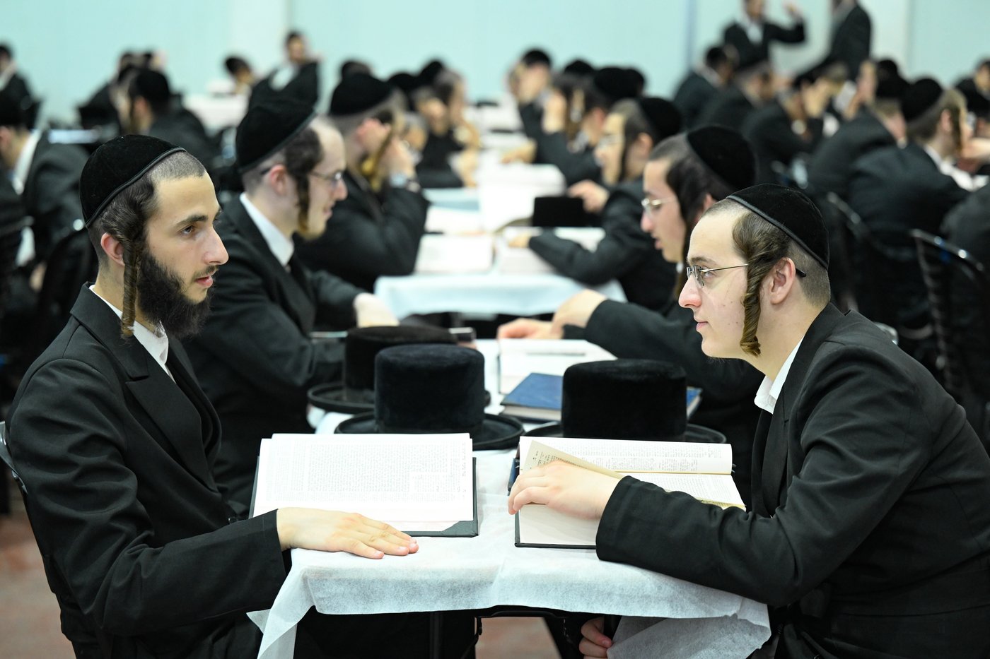 פתיחת זמן אלול בישיבות צאנז