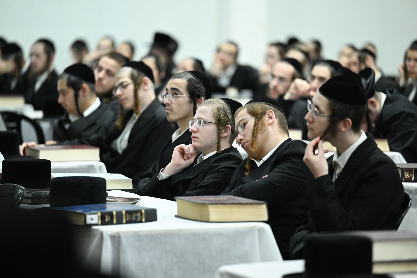 פתיחת זמן אלול בישיבות צאנז