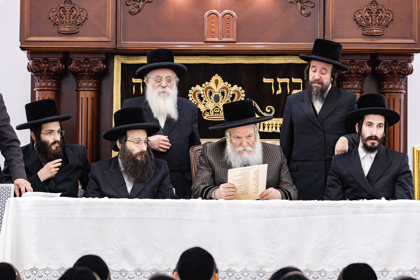 האדמו"ר מבאבוב בביקור במחנה שלווה