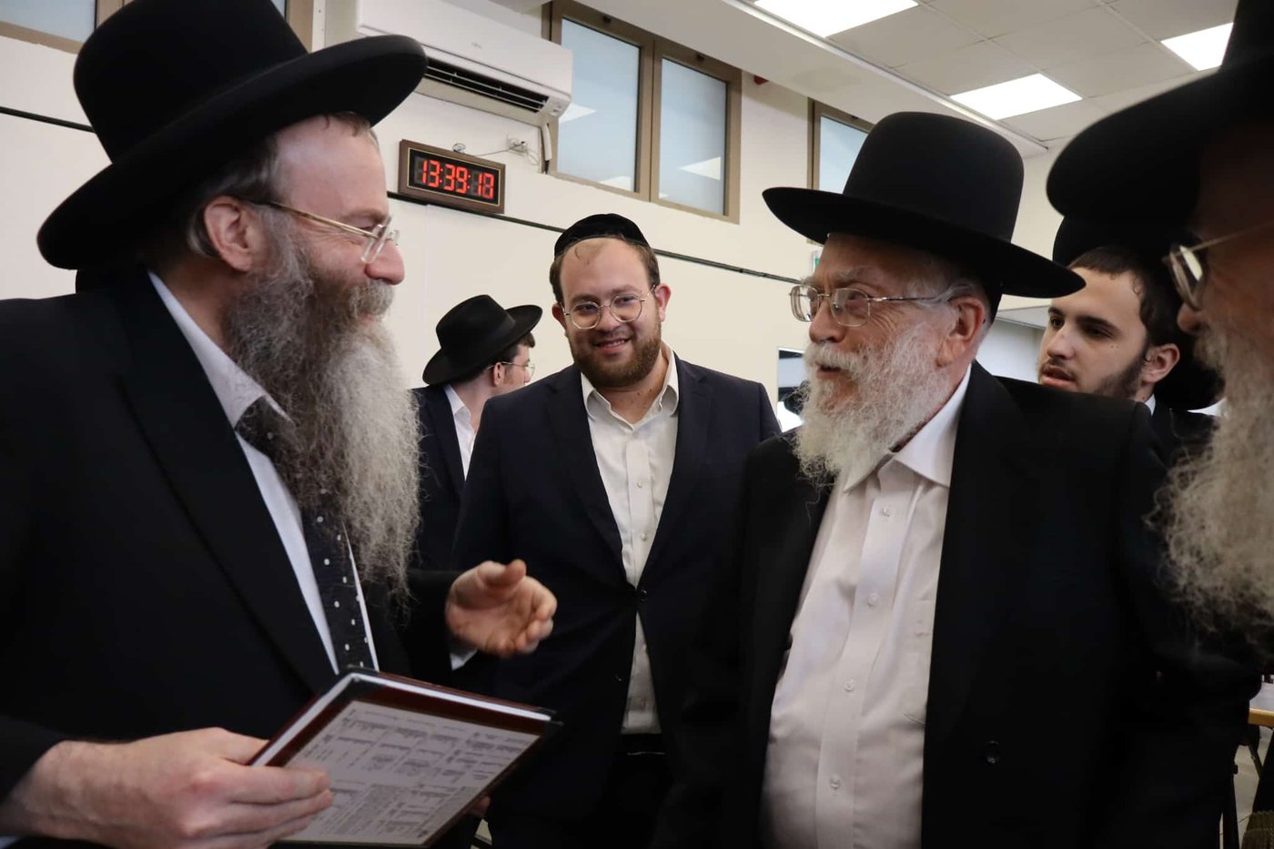 הגרב"ד אלישיב במנוחה בנתניה