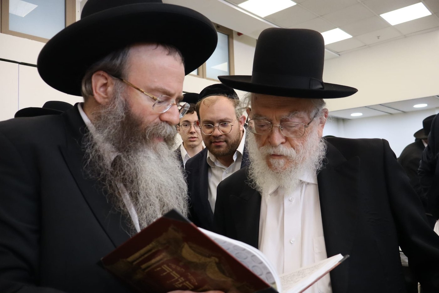 הגרב"ד אלישיב במנוחה בנתניה