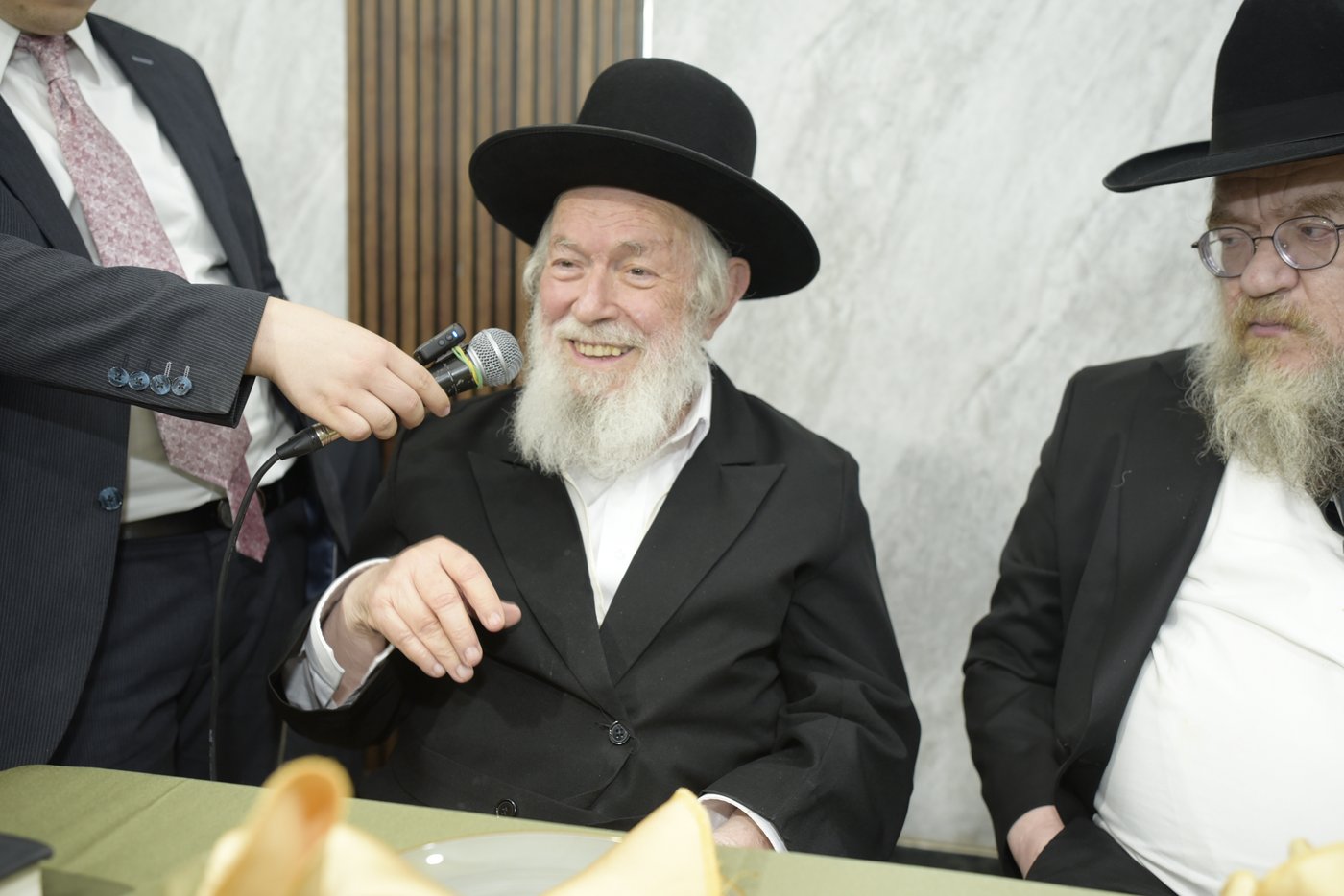שמחת בר מצווה לנין הגר"י זילברשטיין
