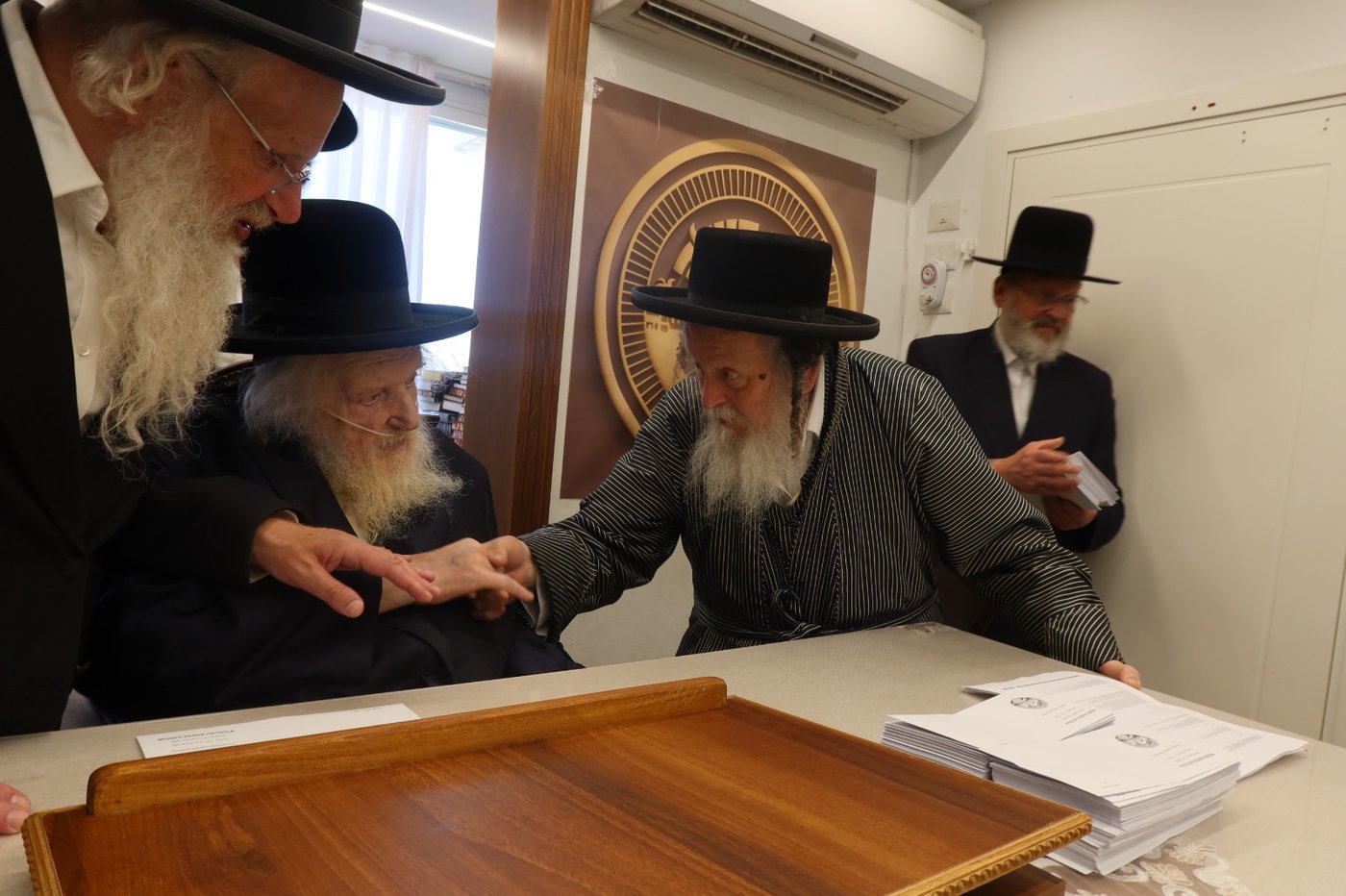 המעמד במעונו של הגר"מ שטרנבוך