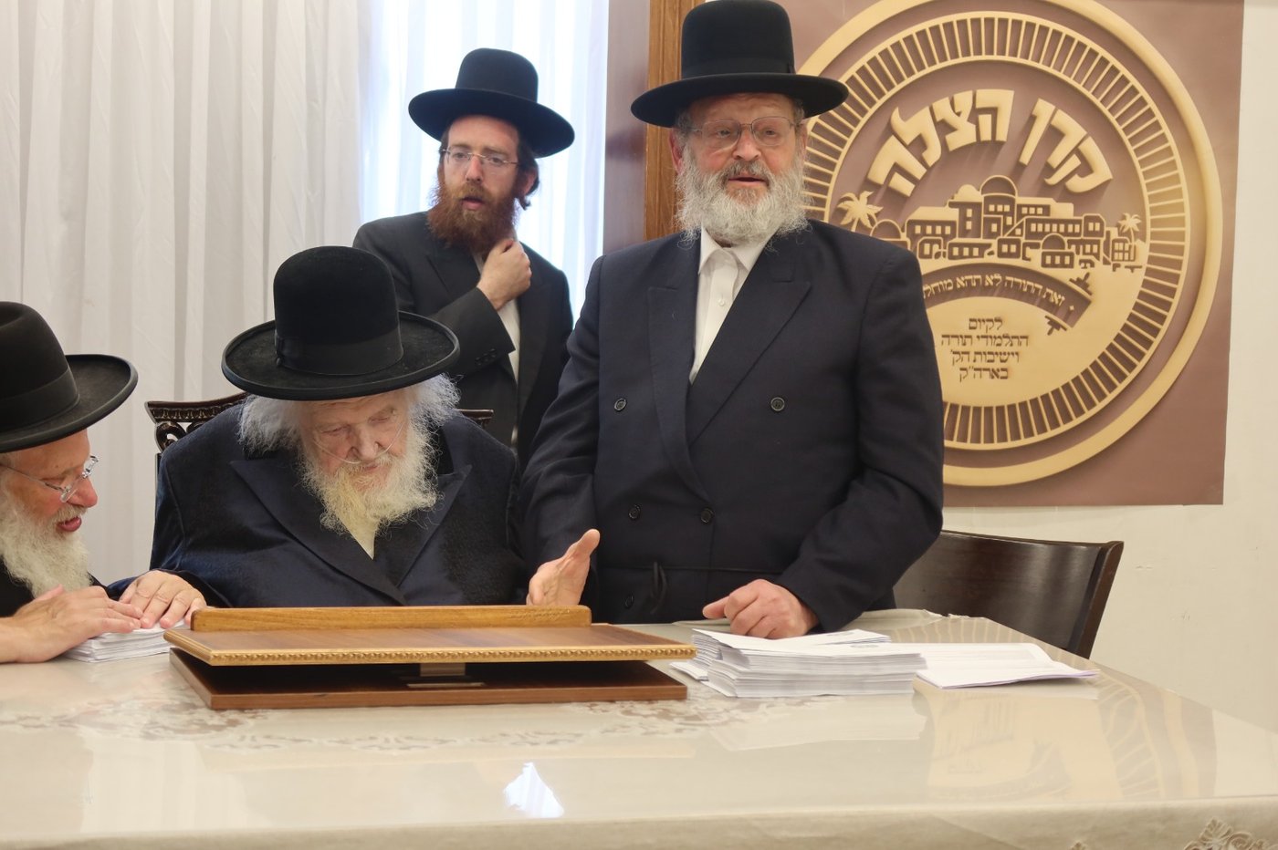המעמד במעונו של הגר"מ שטרנבוך
