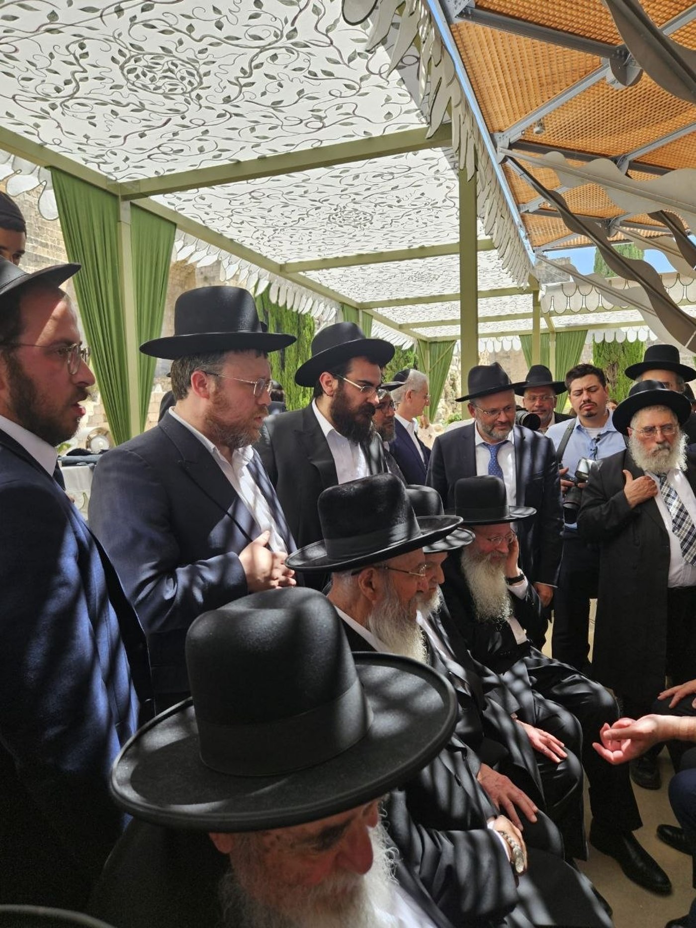הציבור יוצא לנופש: 'זיידל'ע' עם כל הנייעס והחשיפות של השבוע
