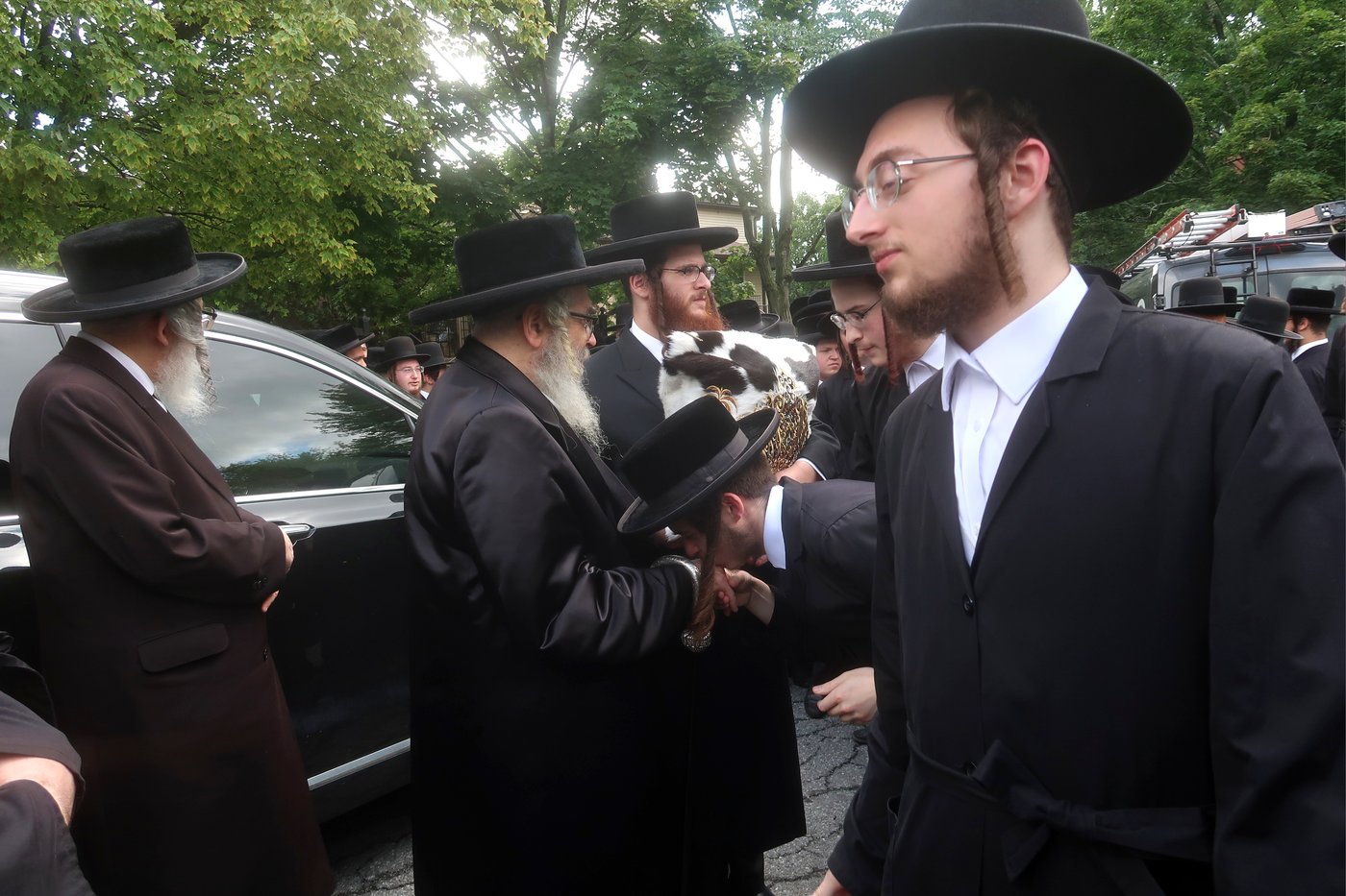 האדמו"ר מסאטמר בדרכו חזרה למעונו בארה"ב