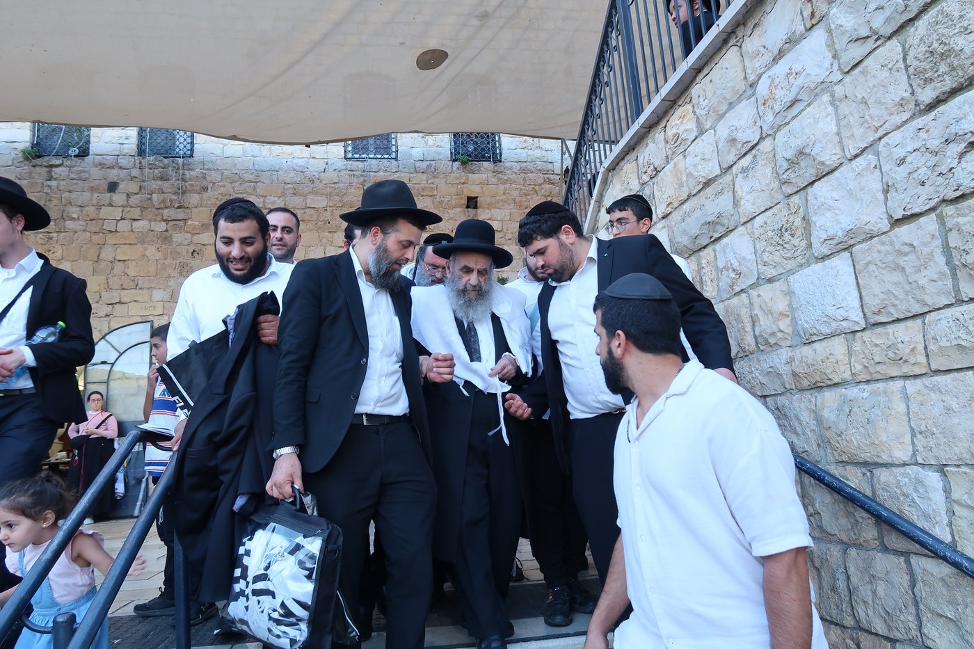 ט"ו באב אצל הגר"מ צדקה
