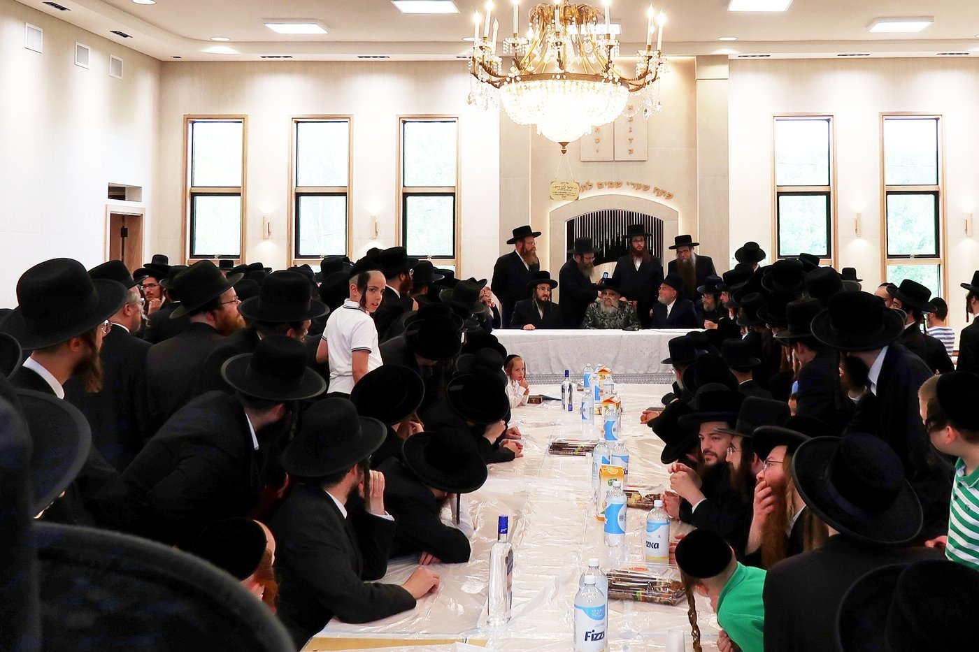 האדמו"ר מסאטמר בביקור במחנה בית רחל
