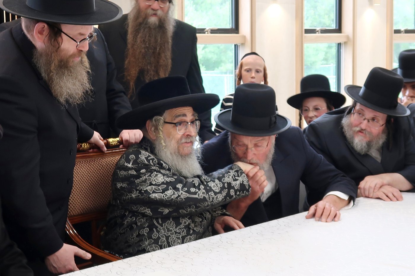 האדמו"ר מסאטמר בביקור במחנה בית רחל