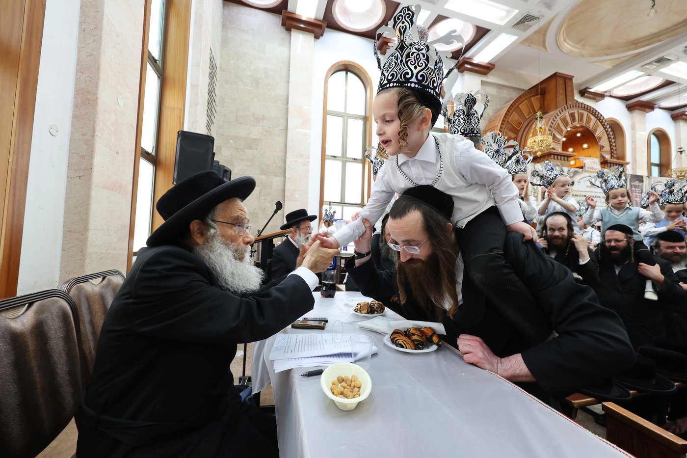מסיבת חומש בחיידר טוב ירושלים