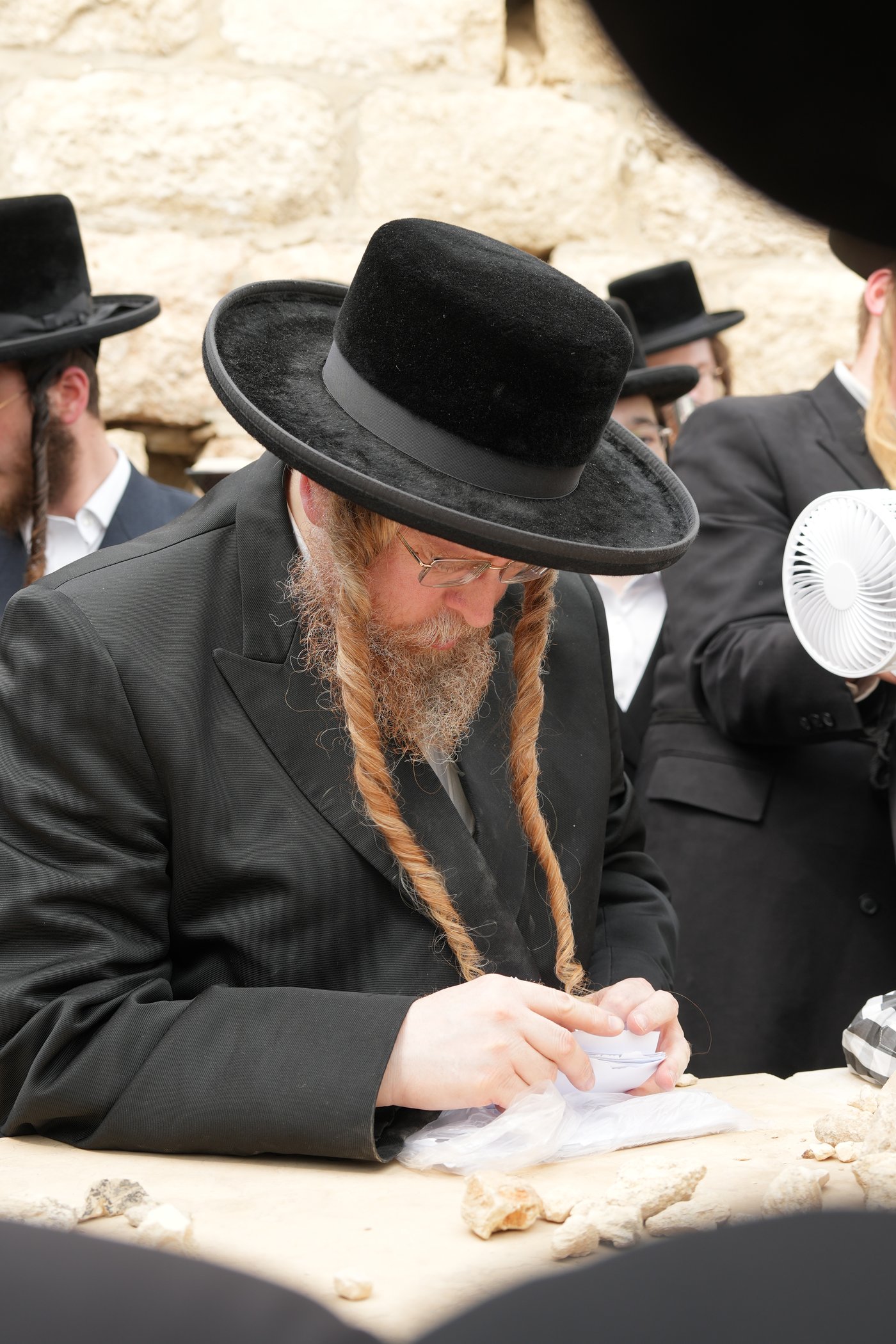הילולא קדישא בשומרי אמונים