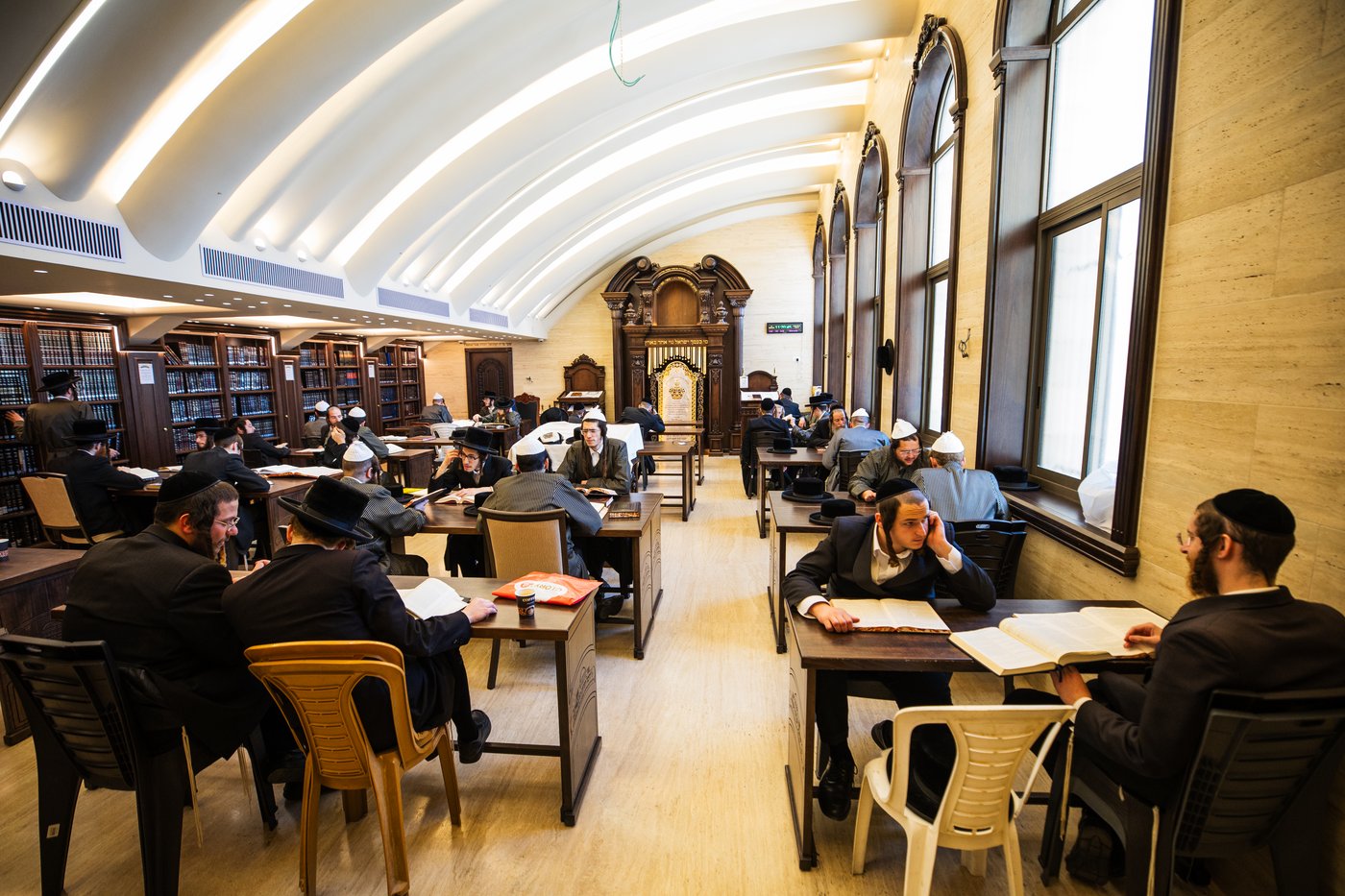 המעמד בכולל 'יערות דבש'