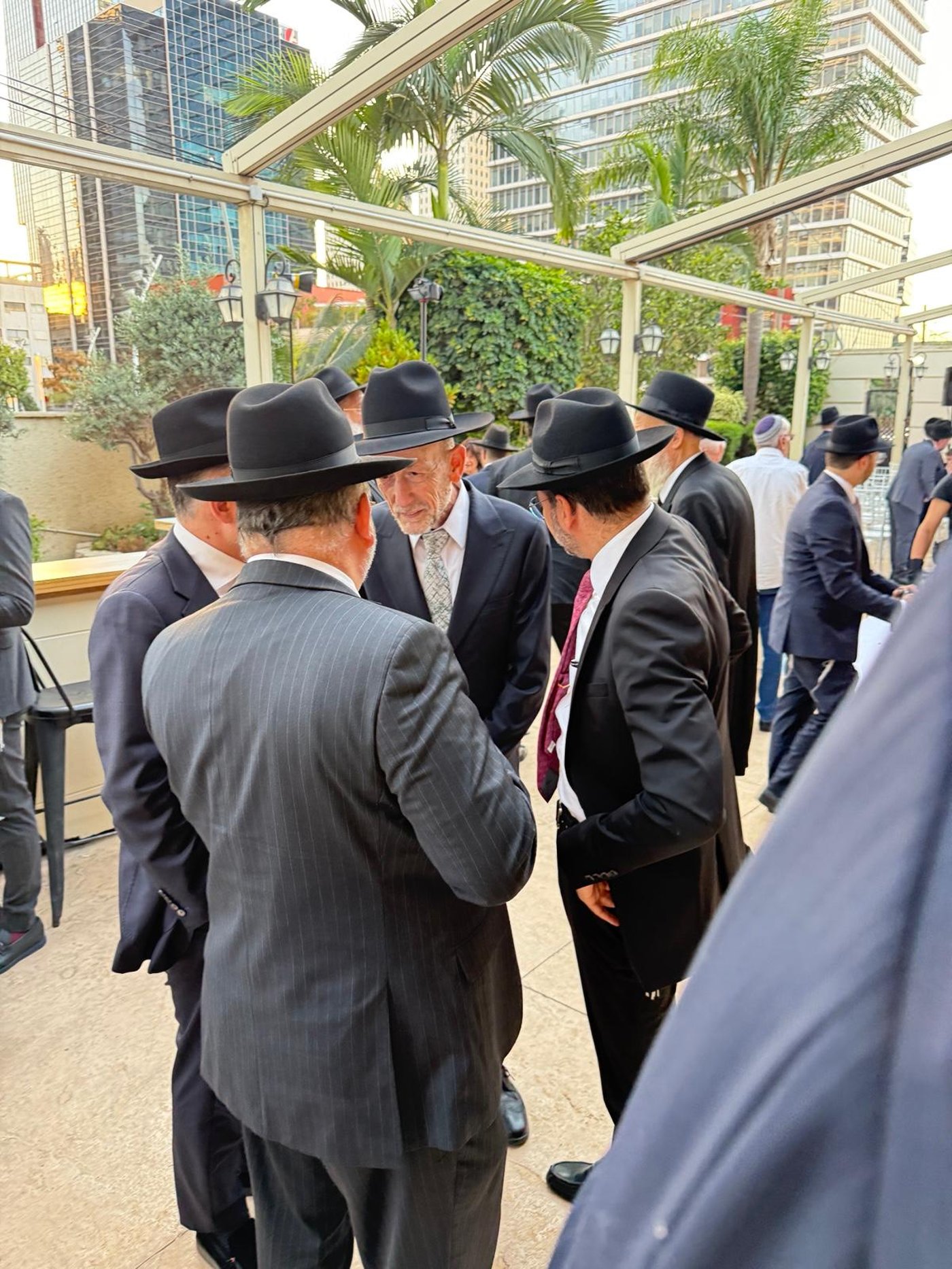 העיתונאי שנקלע לעימות אלים | 'זיידל'ע' עם כל הנייעס והחשיפות