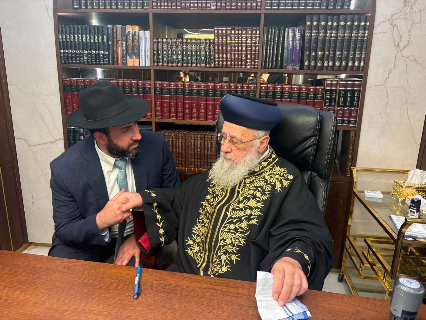 העיתונאי שנקלע לעימות אלים | 'זיידל'ע' עם כל הנייעס והחשיפות