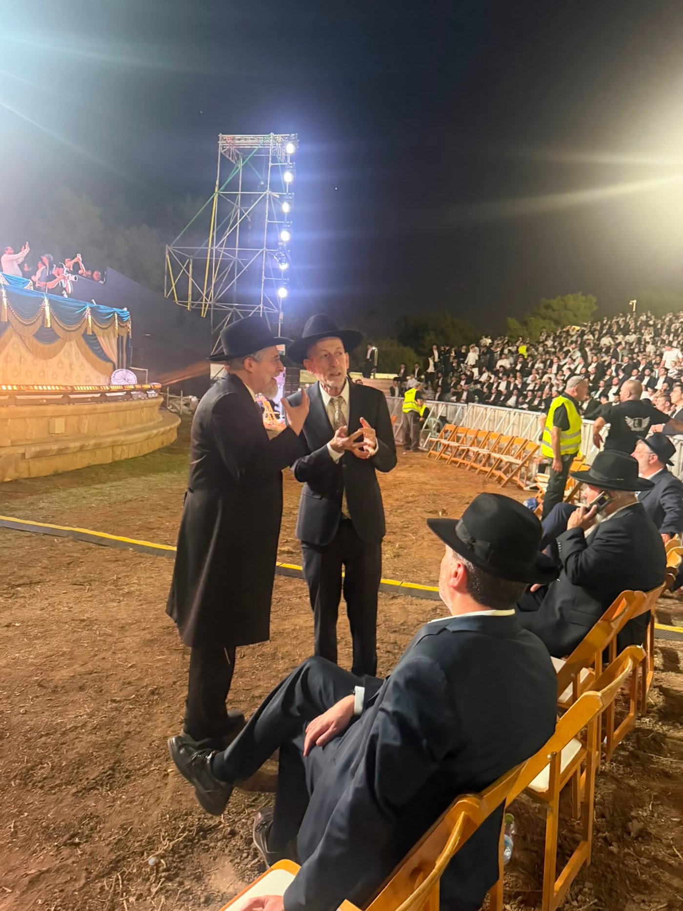 העיתונאי שנקלע לעימות אלים | 'זיידל'ע' עם כל הנייעס והחשיפות
