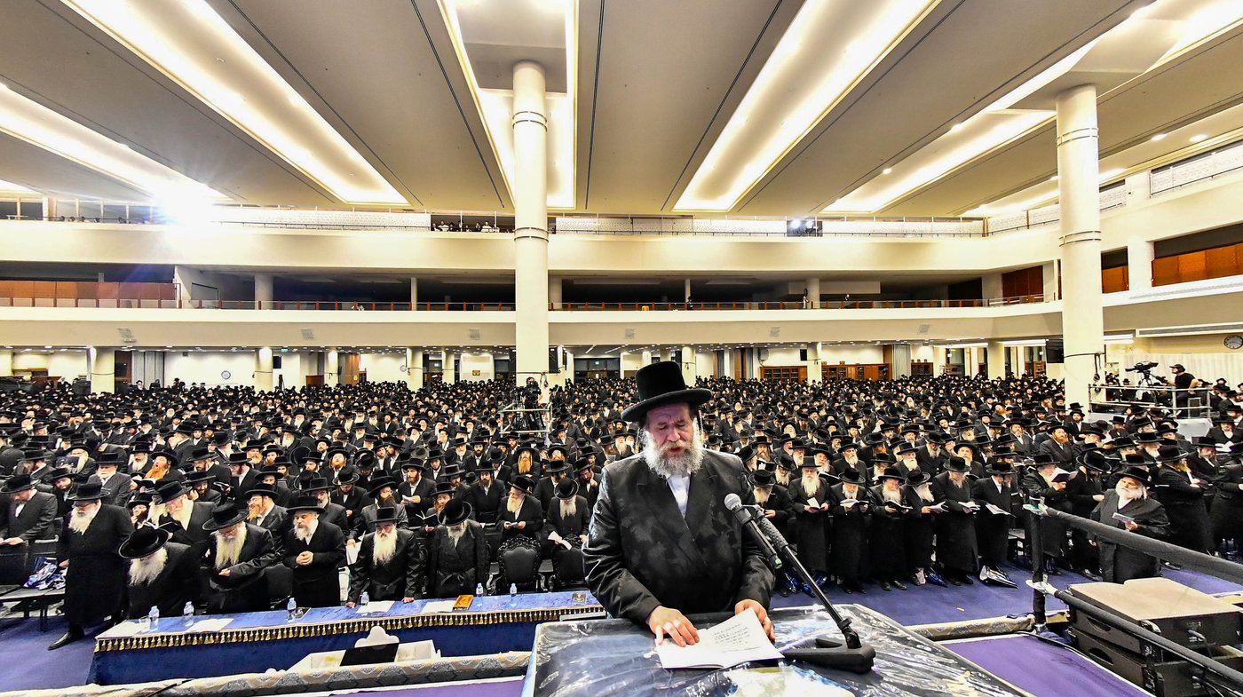 המעמד הענק בויז'ניץ