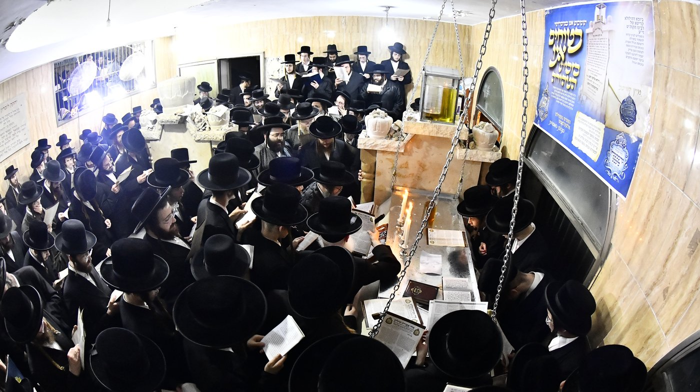 הילולא קדישא בקרעטשניף סיגעט
