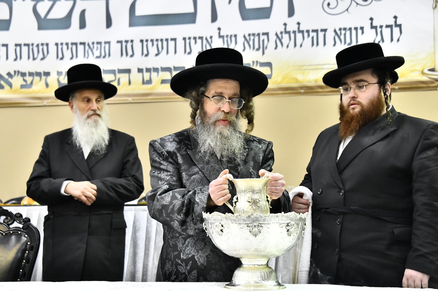 הילולא קדישא בקרעטשניף סיגעט