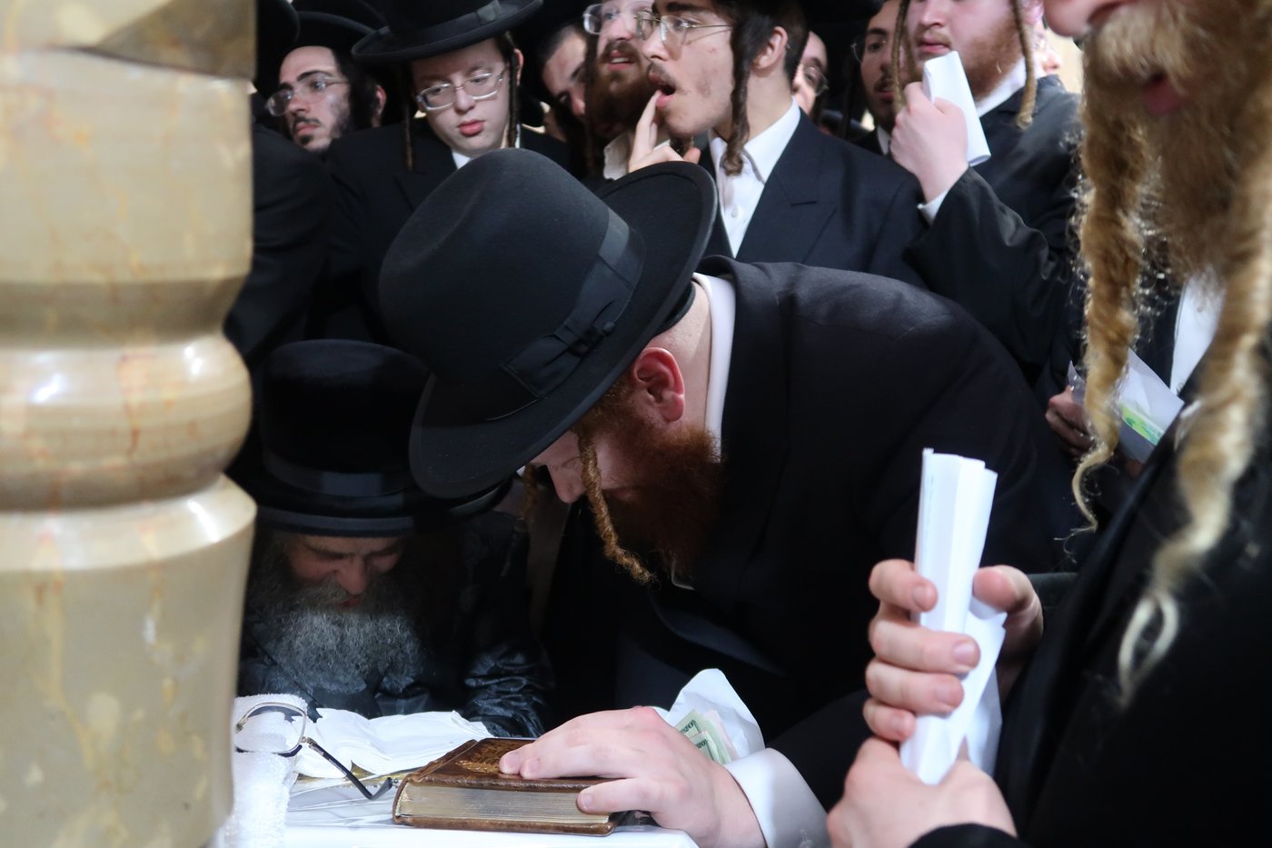 הילולא קדישא בקרעטשניף סיגעט