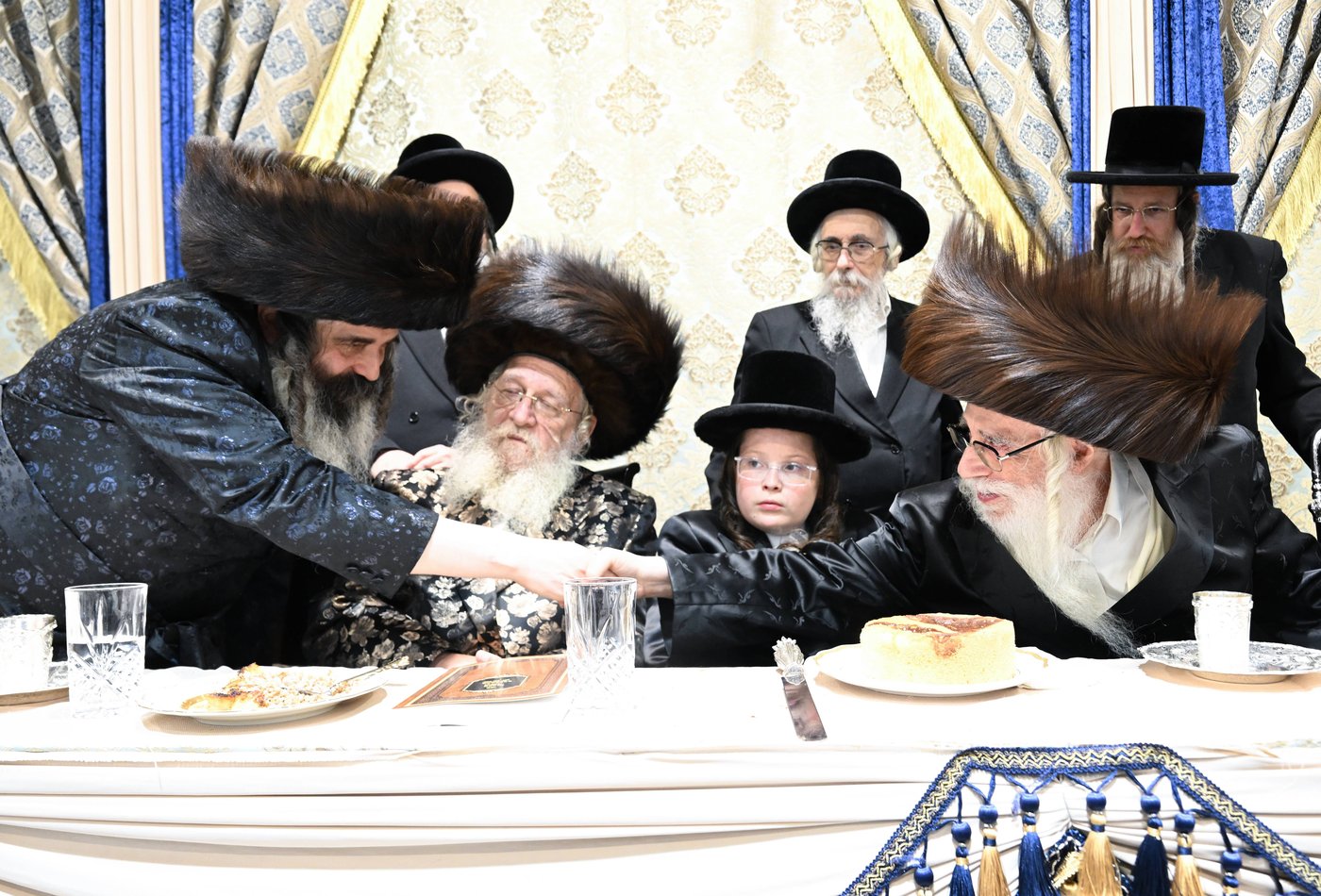 בר מצווה לנכד האדמו"ר מזוטשקא