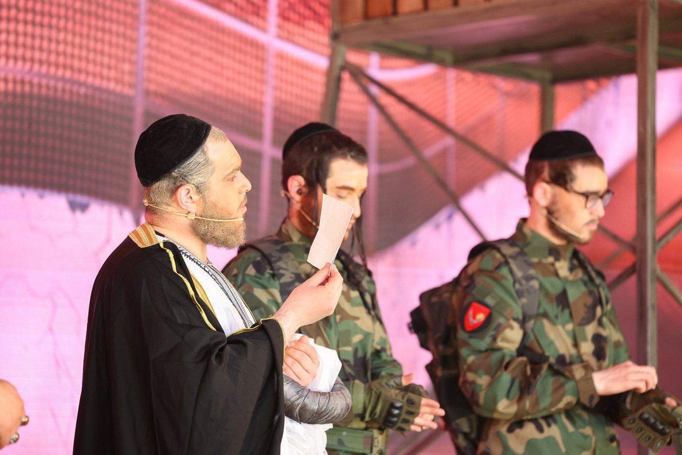 הצגת 'שודליג'