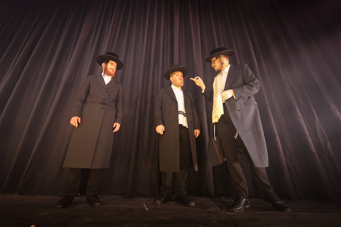 הצגת 'שודליג'