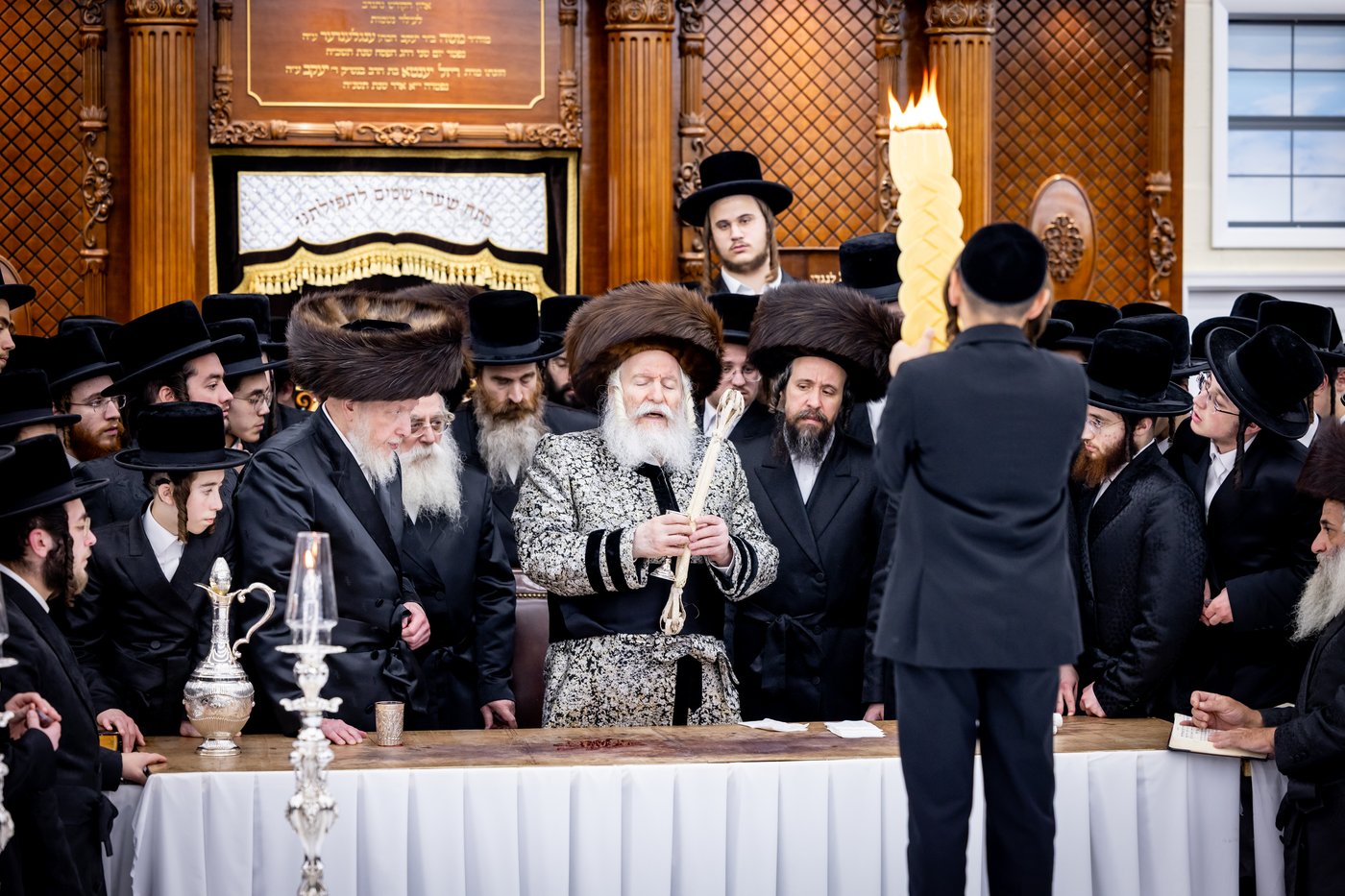 האדמו"ר מבאבוב שב"ק במחנה מתיבתא עץ חיים