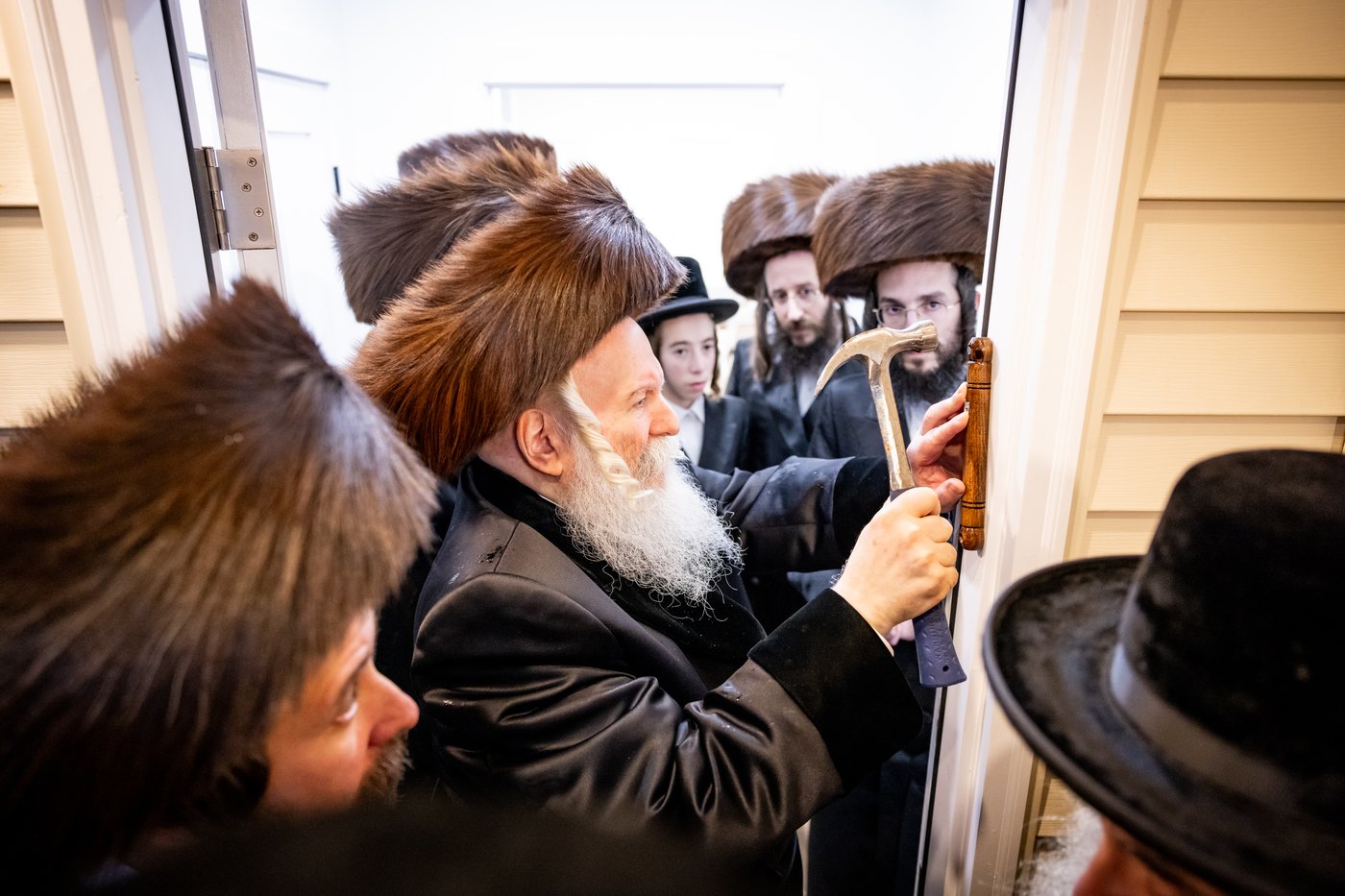 האדמו"ר מבאבוב שב"ק במחנה מתיבתא עץ חיים