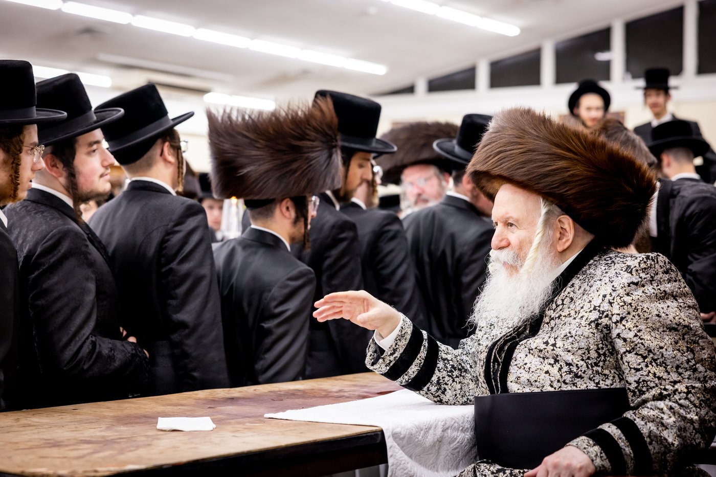 האדמו"ר מבאבוב שב"ק במחנה מתיבתא עץ חיים