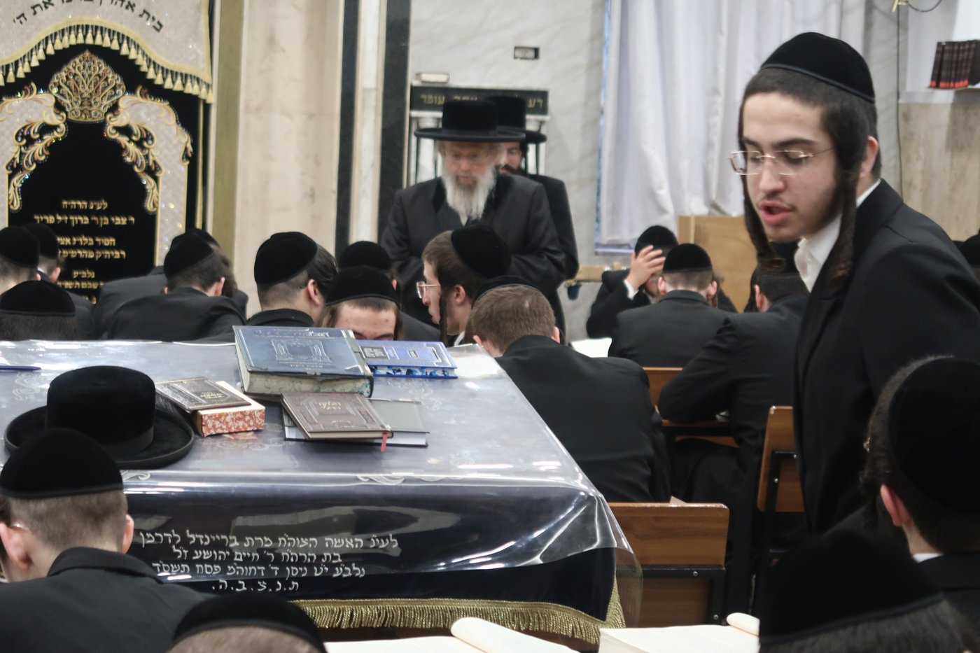 פתיחת הזמן בישיבת פינסק קרלין בב"ב