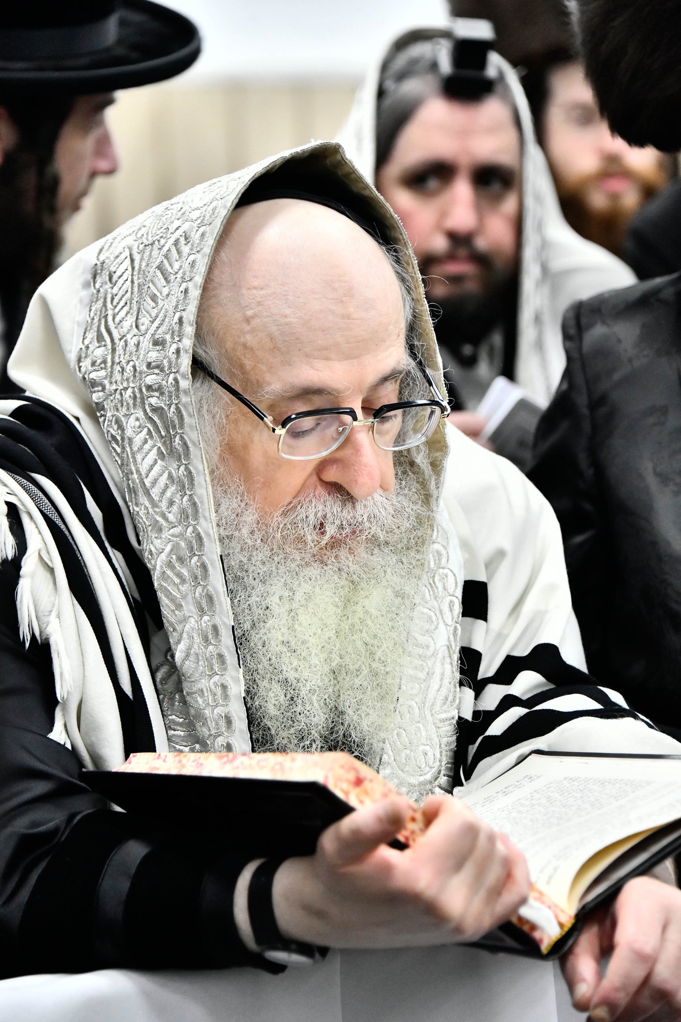 האדמו"ר מצאנז קלויזנבורג שבת בצפת