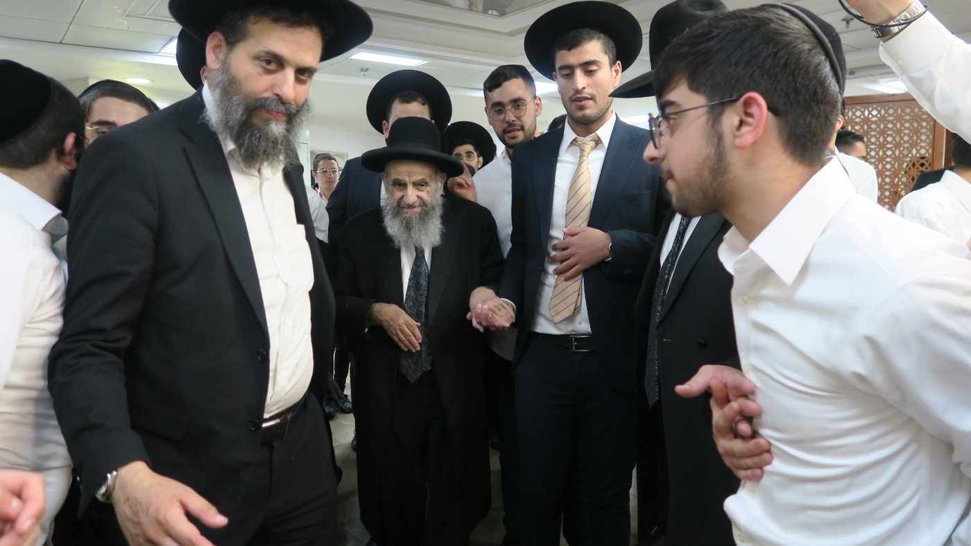הגר"מ צדקה בלב אליהו