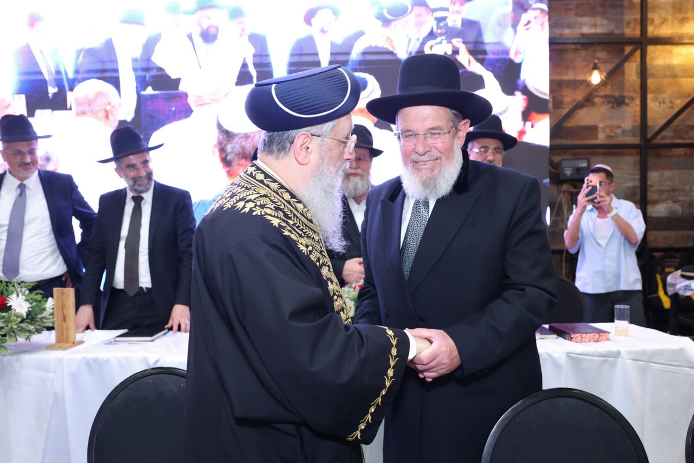 מעמד הכתרת הרב ארז אלחרר לרבה של הוד השרון 