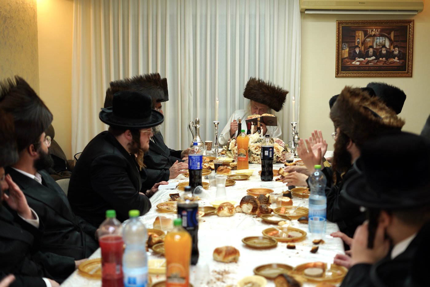האדמו"ר ממבקשי אמונה בחיפה