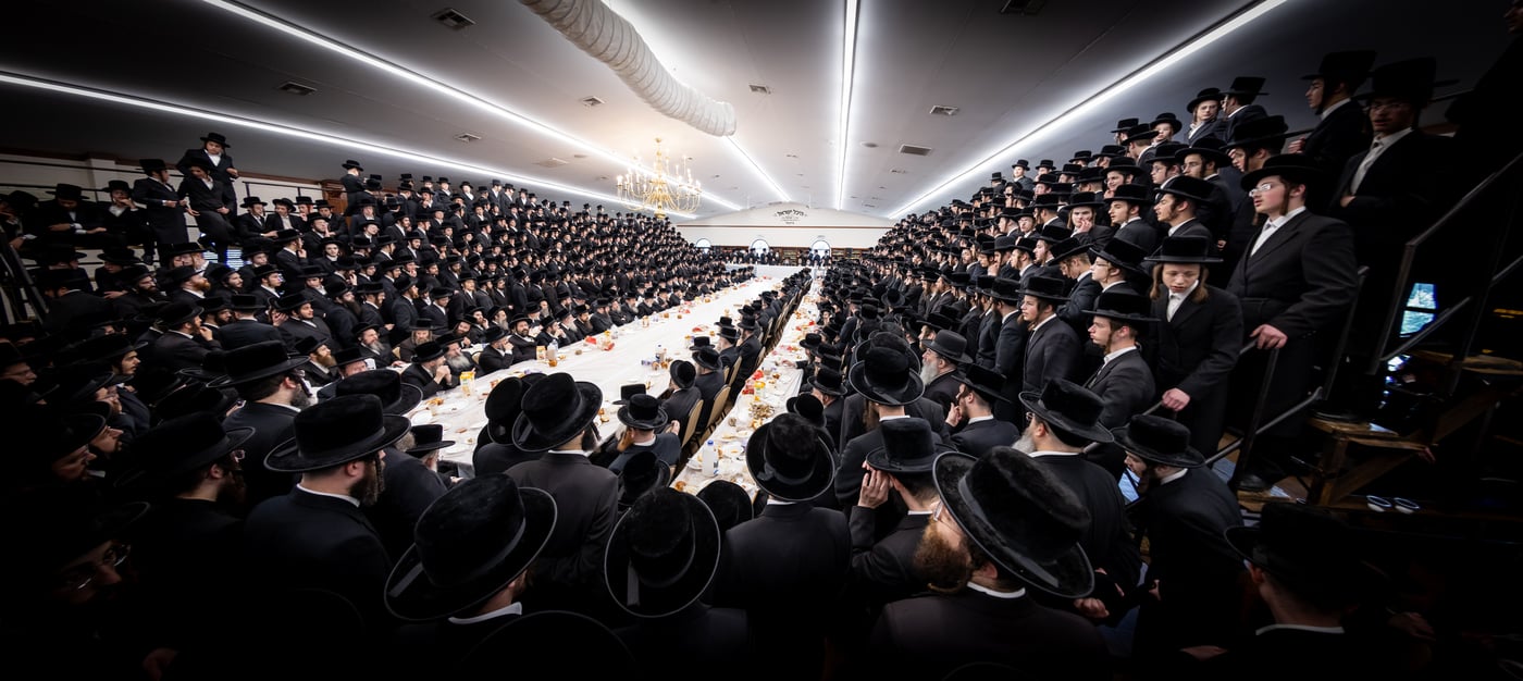 ר"ח אלול בצל האדמו"ר מבאבוב