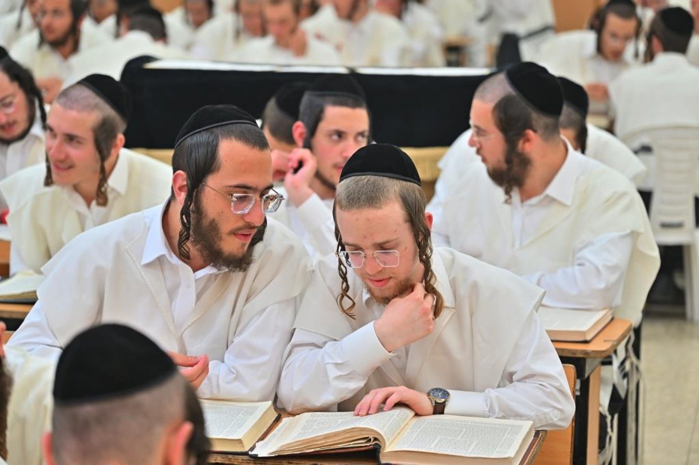 פתיחת הזמן בישיבת המתמידים