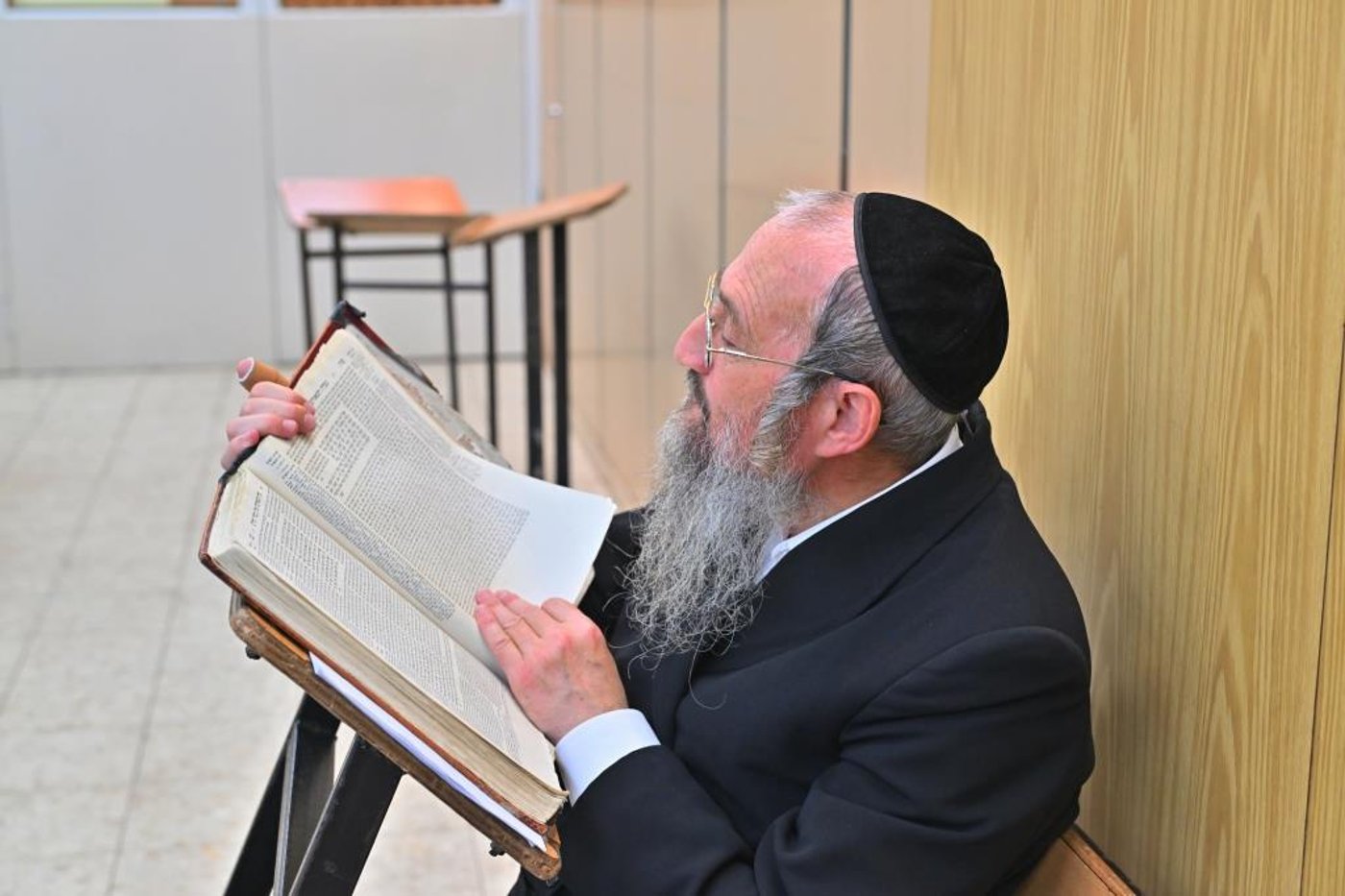 פתיחת הזמן בישיבת המתמידים