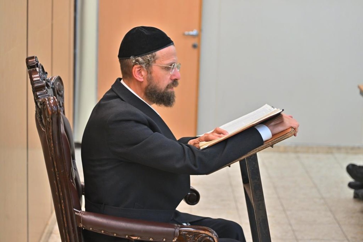 פתיחת הזמן בישיבת המתמידים