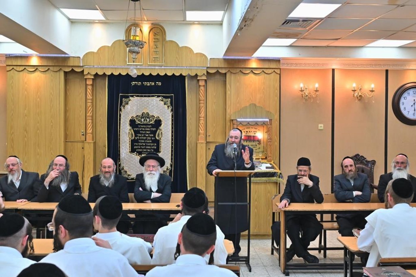 פתיחת הזמן בישיבת המתמידים