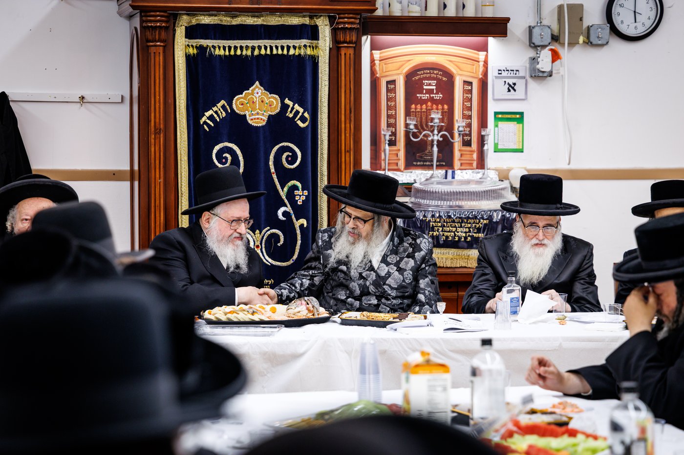 האדמו"ר מסאטמר בביקור במחנות הקיץ