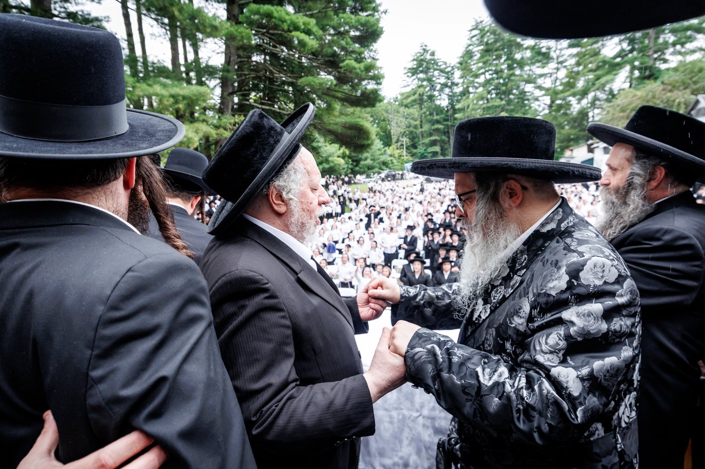 האדמו"ר מסאטמר בביקור במחנות הקיץ