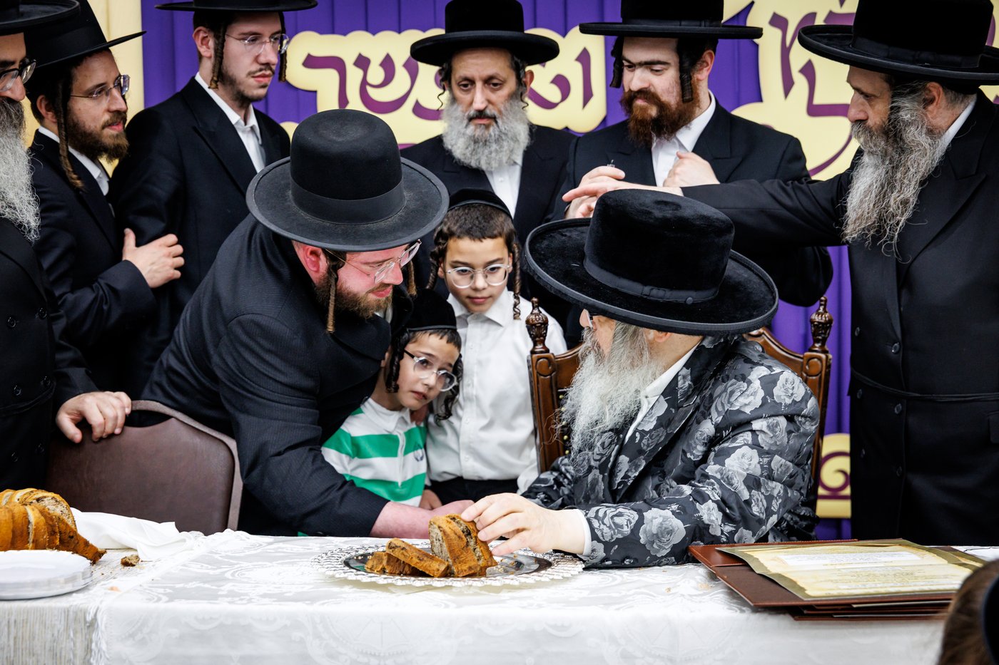 האדמו"ר מסאטמר בביקור במחנות הקיץ