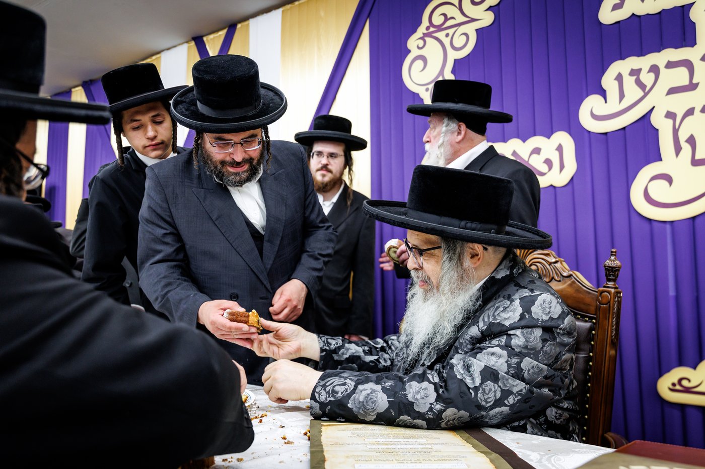 האדמו"ר מסאטמר בביקור במחנות הקיץ