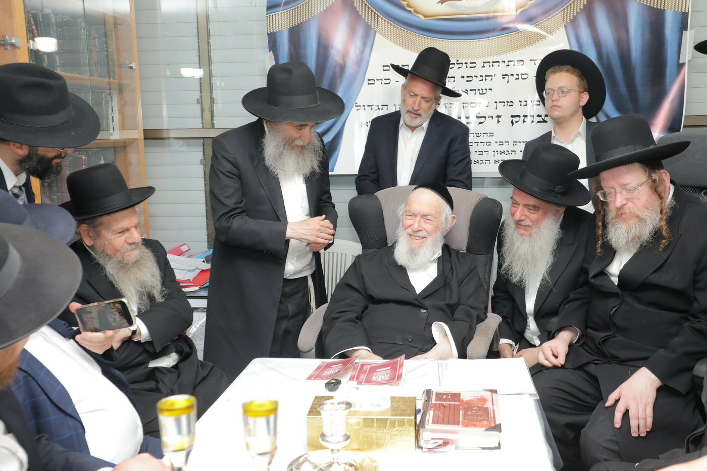 הגר"י זילברשטיין בפתיחת הכולל